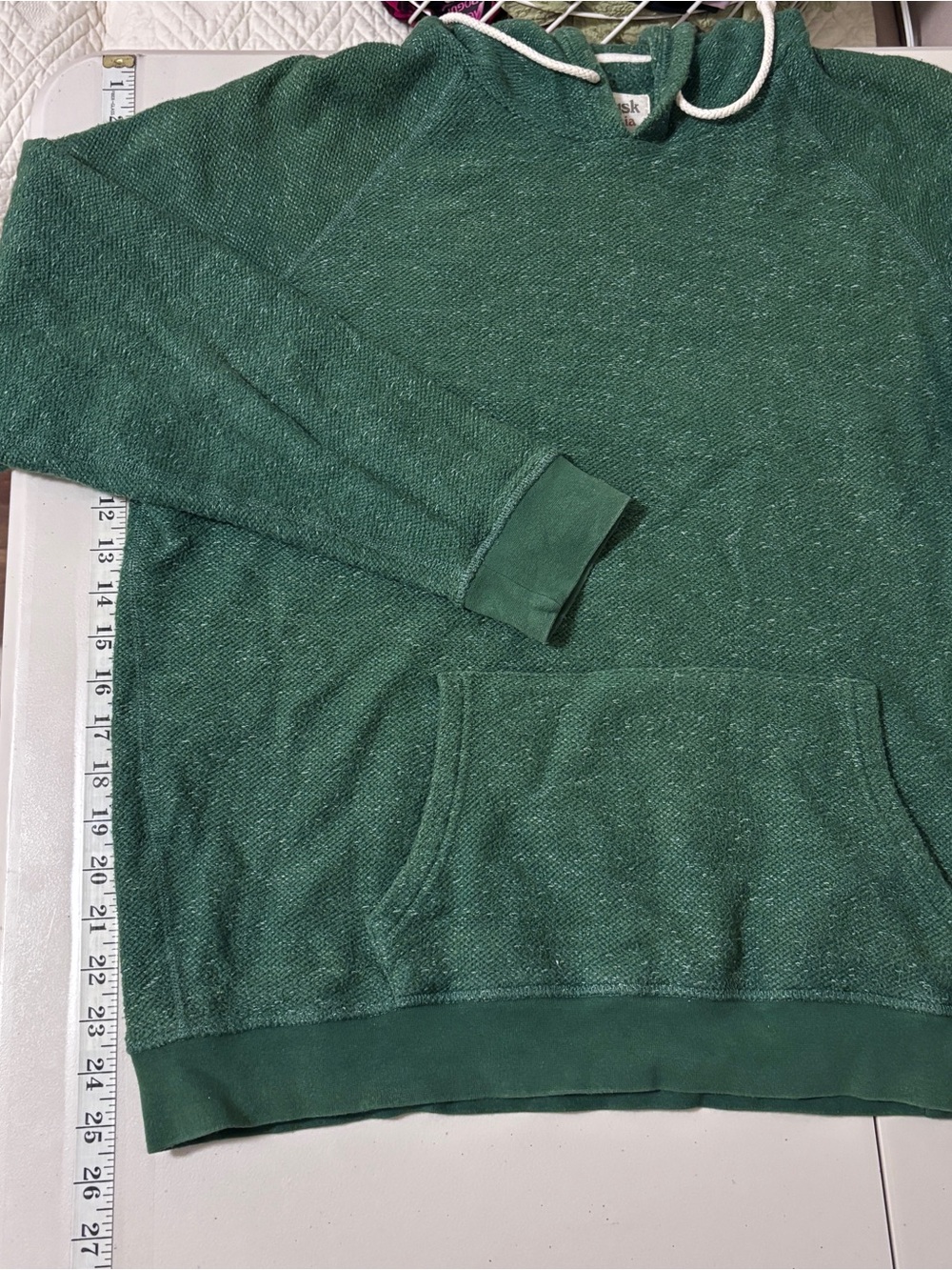 Mollusk Surf Shop Mens Whale Patch Pullover Hoodie Size M Athletic Camping Soft - Picture 6 of 8